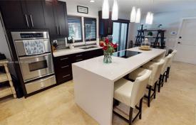 Townhome – Palmetto Bay, Florida, USA for $1,495,000