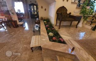 5-bedroom cottage 500 m² in Tala for 1,545,000 €