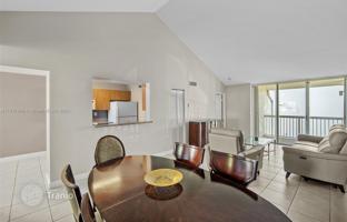 1-bedroom apartments in condo 84 m² in Doral for $335,000