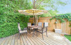 Terraced house – North York, Toronto, Ontario,  Canada for C$1,475,000