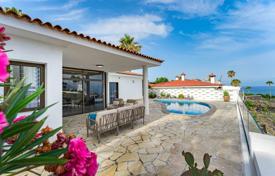 Furnished villa with a pool and panoramic sea views in Acantilado de los Gigantes, Tenerife, Spain for 1,450,000 €