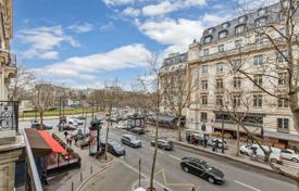 Furnished apartment with a balcony, Paris, France for 3,990,000 €