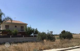 Land plot 18,525 m² in Nicosia for 1,710,000 €