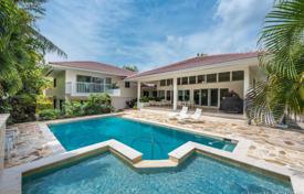 Comfortable villa with a pool, a patio, a garage and a terrace, Coral Gables, USA for $1,900,000