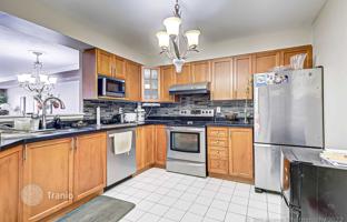 3-bedroom apartment in Scarborough for C$868,000