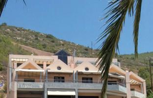 Three-storey furnished townhouse near the sea in Loutraki, Peloponnese, Greece for 350,000 €