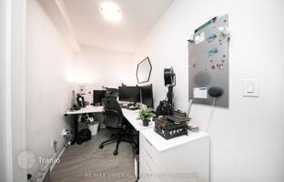 4-bedroom apartment in Richmond Street West for C$775,000