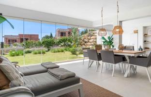 2-bedroom apartment 127 m² in Estepona for 495,000 €