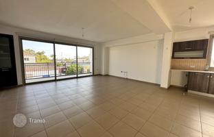 3-room apartment 125 m² in Livadia for 210,000 €
