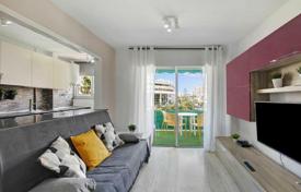 Renovated apartment 100 m from the beach, Los Cristianos, Tenerife, Spain for 310,000 €