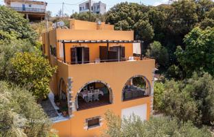 3-bedroom villa 210 m² in Chania for 650,000 €