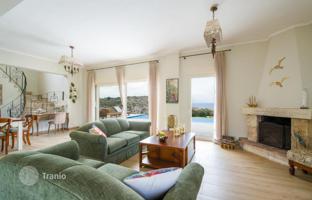 5-bedroom villa 150 m² in Vamos for 1,350,000 €