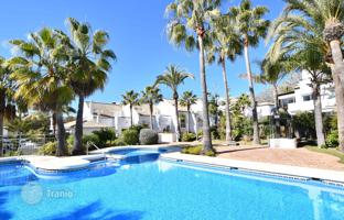 5-bedroom townhouse 393 m² in Marbella for 2,345,000 €