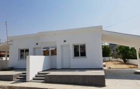 Bungalow with a garden and a garage, Larnaca, Cyprus for 165,000 €