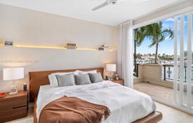 Condo – Fisher Island Drive, Miami Beach, Florida,  USA for $4,150,000