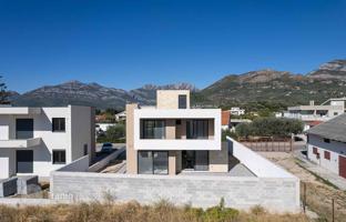 3-bedroom cottage 273 m² in Bar city for 500,000 €