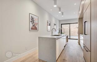 4-bedroom townhouse in Old Toronto for 1,650,000 €