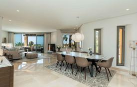 Furnished penthouse with a sea view in a gated residence with a swimming pool, Marbella, Spain for 2,095,000 €