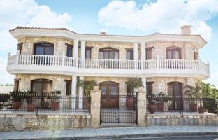 Gorgeous villa with a swimming pool and a garden, Limassol, Cyprus for 1,800,000 €