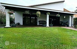 3-bedroom house 213 m² in Hialeah for $600,000