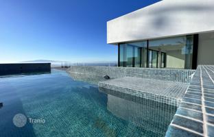 4-bedroom villa 330 m² in Santa Cruz de Tenerife for 3,290,000 €