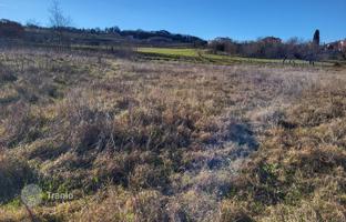Land plot 3,213 m² in Motovun for 49,000 €