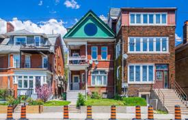 Terraced house – King Street, Old Toronto, Toronto,  Ontario,   Canada for C$2,289,000