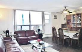 Apartment – North York, Toronto, Ontario,  Canada for C$747,000