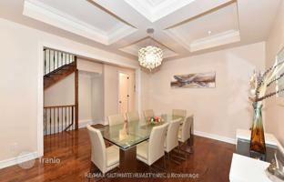 13-bedroom house in York for C$2,287,000