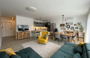 8-room house 196 m² in Debrecen for 725,000 €