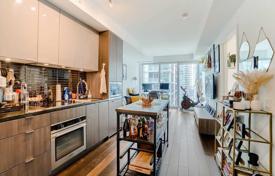 Apartment – Blue Jays Way, Old Toronto, Toronto,  Ontario,   Canada for C$781,000
