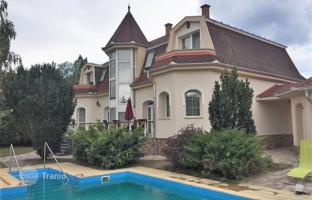 House 380 m² in Debrecen for 774,000 €