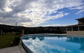 Roof Duplex Apartment With an Amazing Nature View for $616,000