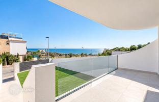 2-bedroom apartment 166 m² in Torre La Mata for 550,000 €