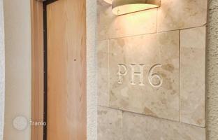 6-bedroom apartment in Etobicoke for C$783,000