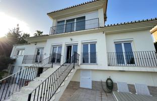 3-bedroom villa 375 m² in Manilva for 1,100,000 €