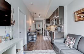 Apartment – The Queensway, Toronto, Ontario,  Canada for C$947,000