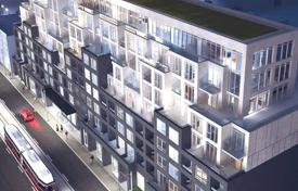 Apartment – Bathurst Street, Toronto, Ontario,  Canada for C$801,000