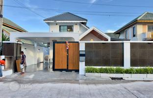 3-bedroom villa 272 m² in Pattaya for $238,000