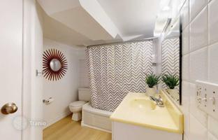 11-bedroom house in North York for C$2,285,000