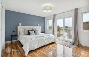 8-bedroom house in York for C$1,507,000