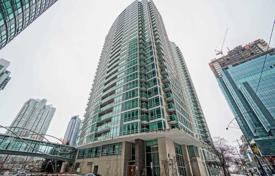 Apartment – Front Street West, Old Toronto, Toronto,  Ontario,   Canada for C$719,000