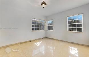 2-bedroom house 153 m² in Surfside for $1,450,000