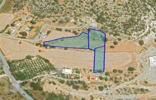 Land plot 7,861 m² in Pareklisia for 1,000,000 €