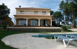 Spacious villa with a panoramic view of the sea, a swimming pool and a garden near the beach and the center of Lloret de Mar, Spain for 1,105,000 €