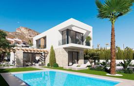 Exclusive villa with 4 bedrooms, basement and private pool in Finestrat for 1,495,000 €