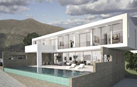 Villa for sale in La Mairena, Marbella East for 2,340,000 €