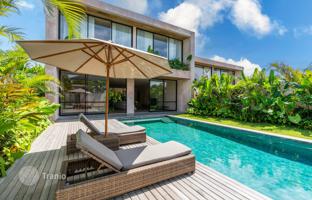 4-bedroom villa 330 m² in Pererenan for $709,000