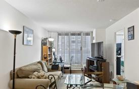 Apartment – Merton Street, Old Toronto, Toronto,  Ontario,   Canada for C$663,000