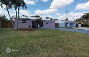 3-bedroom house 175 m² in Hollywood for $600,000
